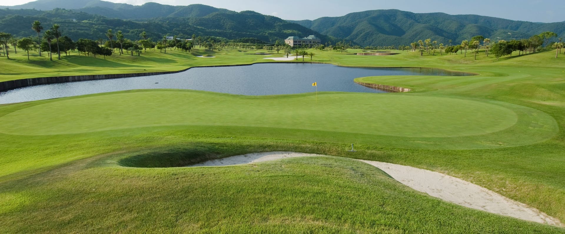 J Classic Golf Club
