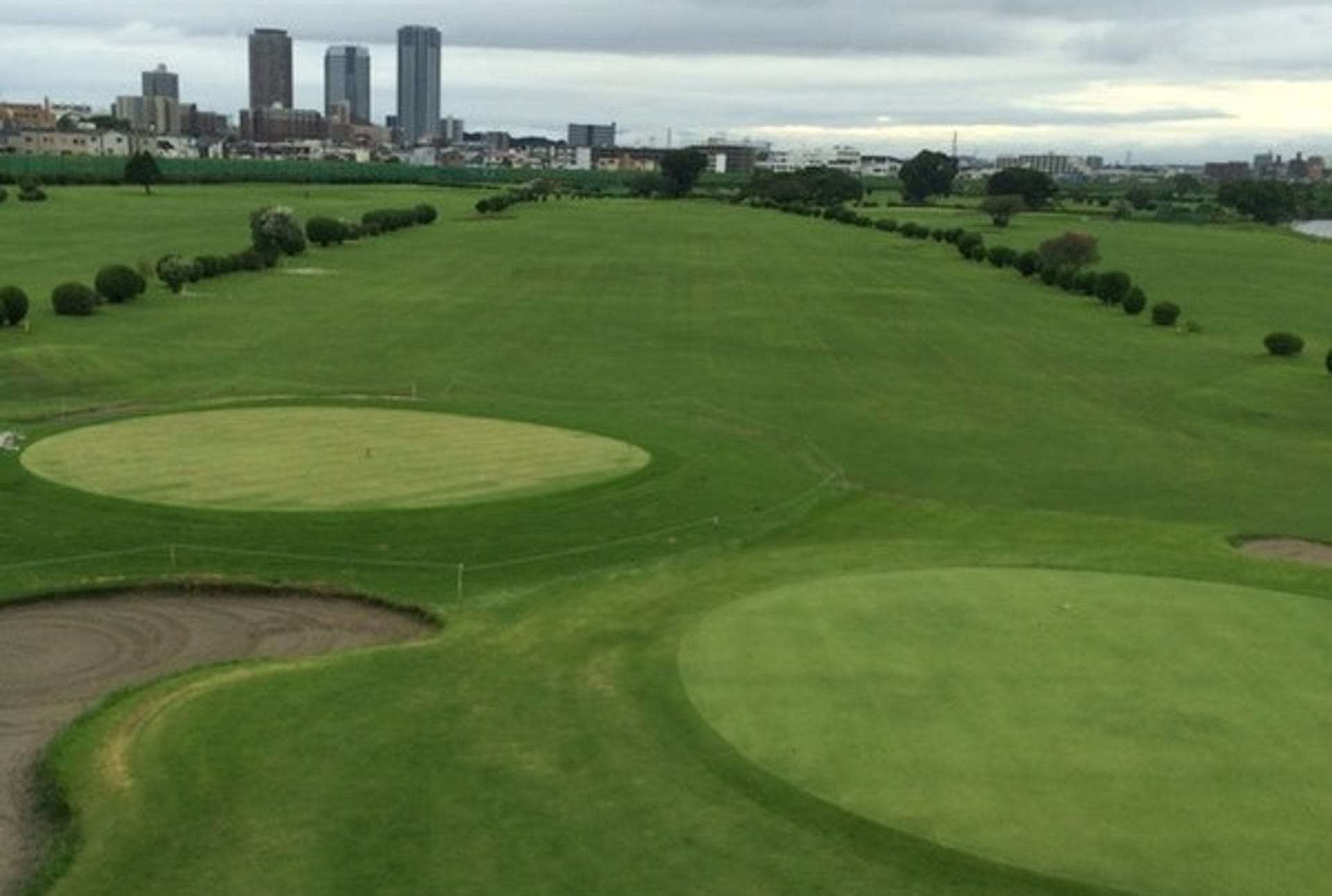 Kawasaki Riverside Golf Course - L