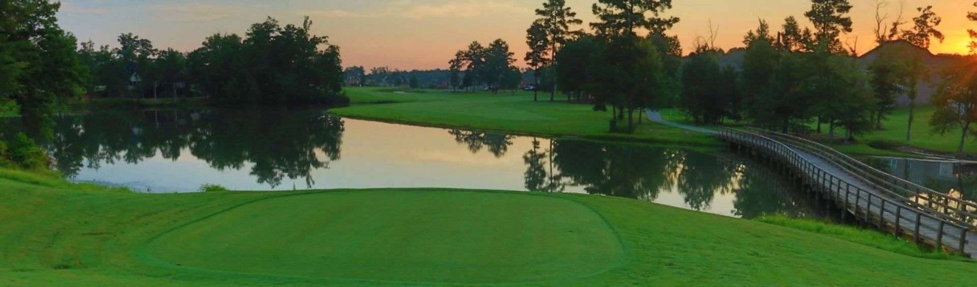 Crystal Lake Golf & Country Club