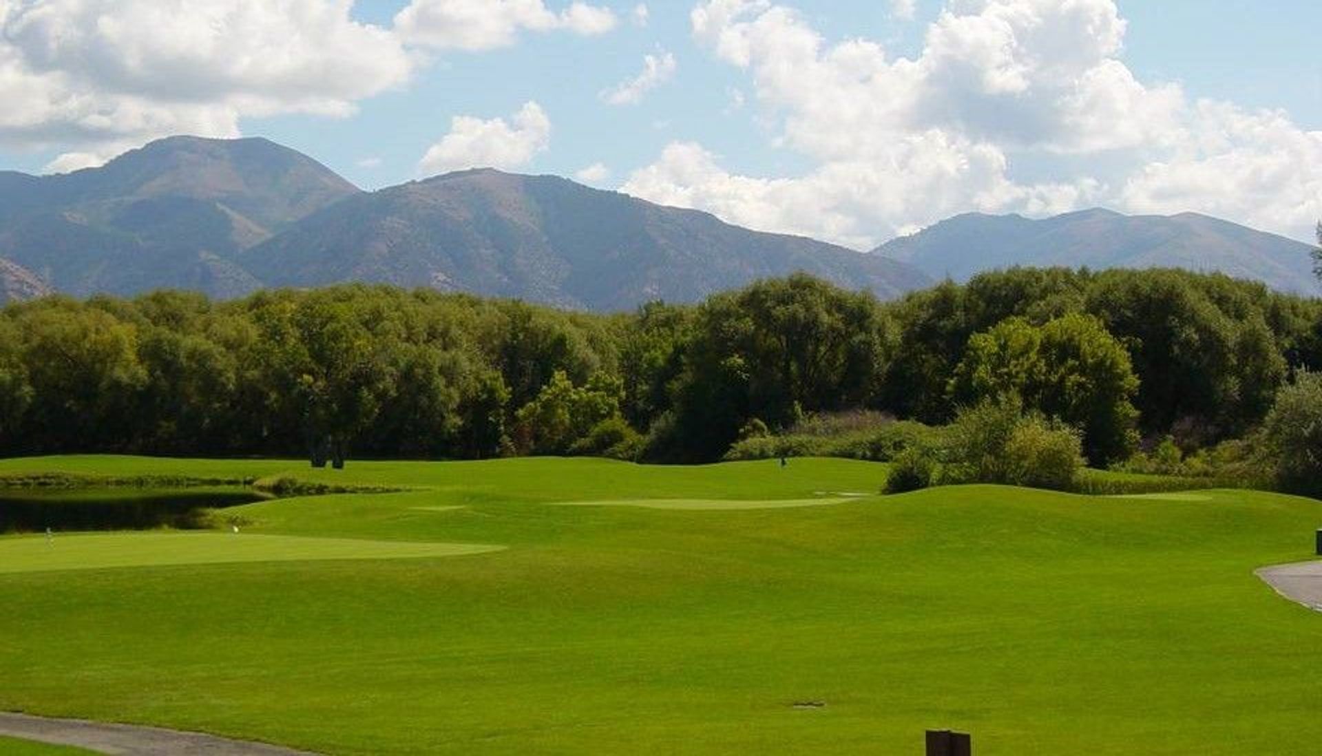 Logan River Golf Course