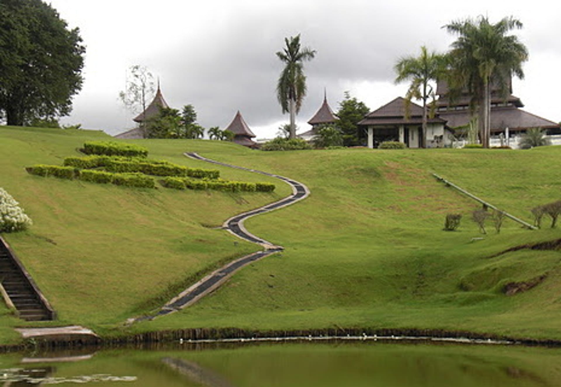 Mae Moh Golf Club
