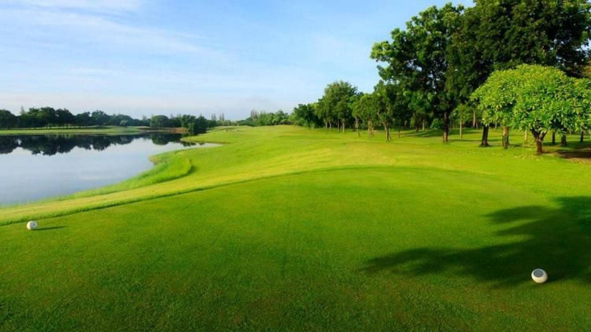 Uniland Golf & Resort