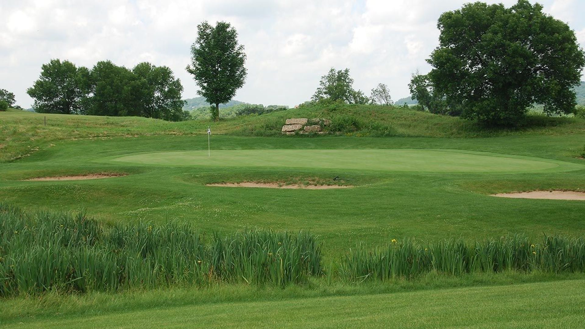 Eagle Ridge Resort (East)