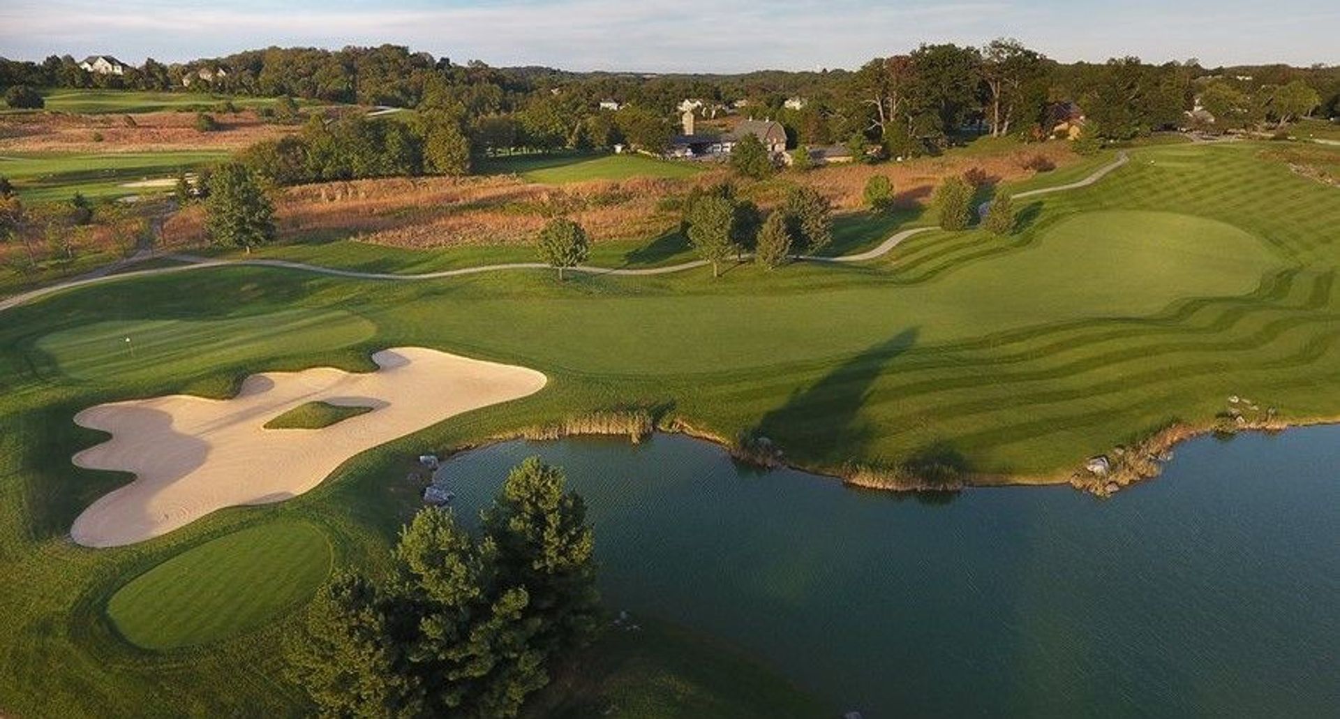 Hayfields Country Club