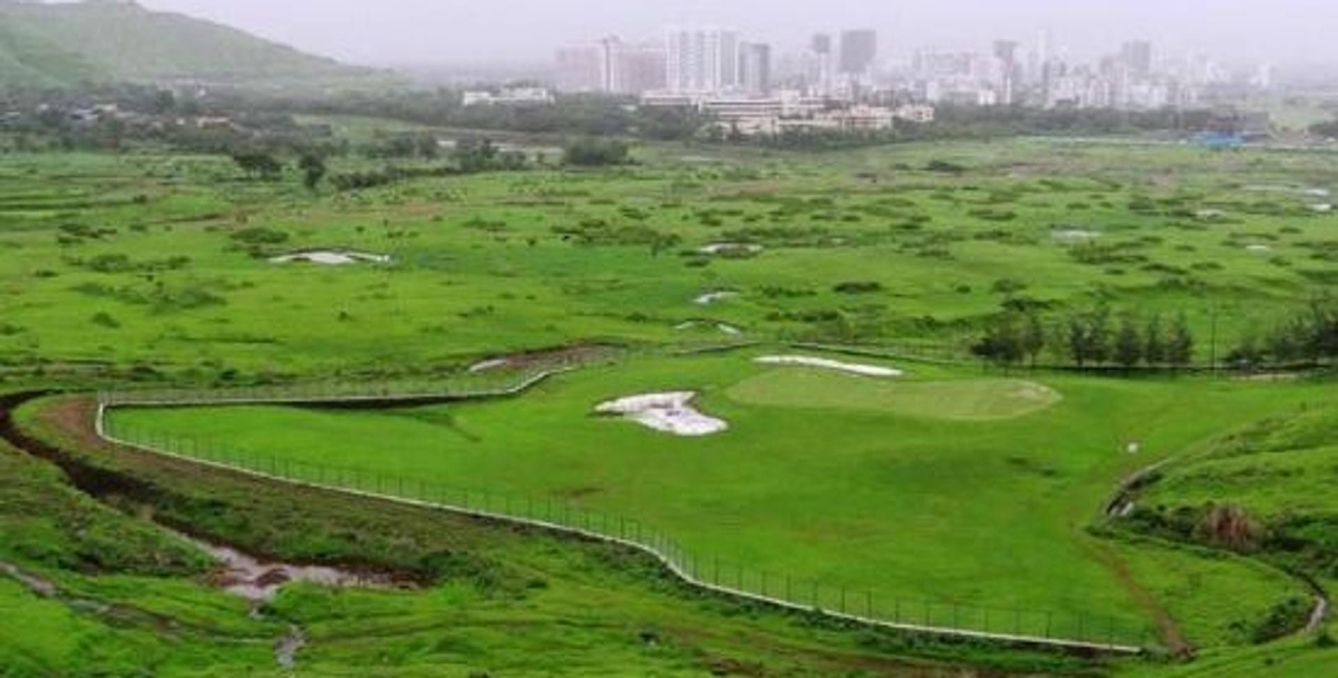 Kharghar Valley Golf Course