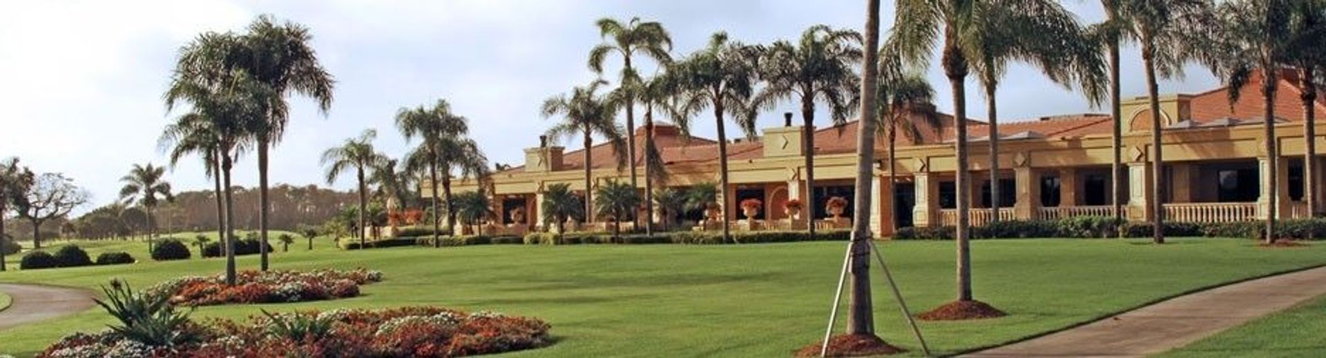 Vineyards Country Club (South)