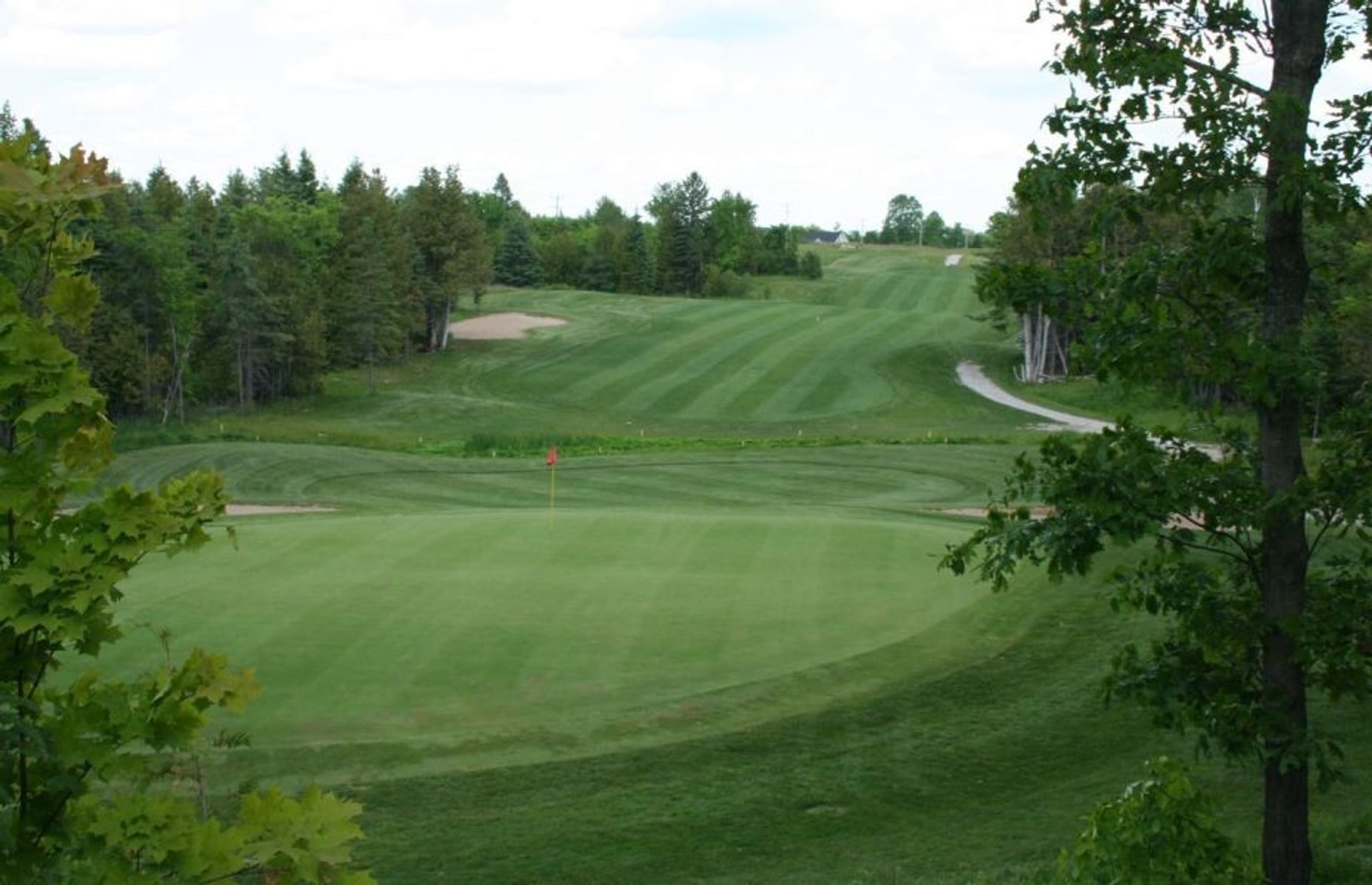 Cardinal 18 Golf Club