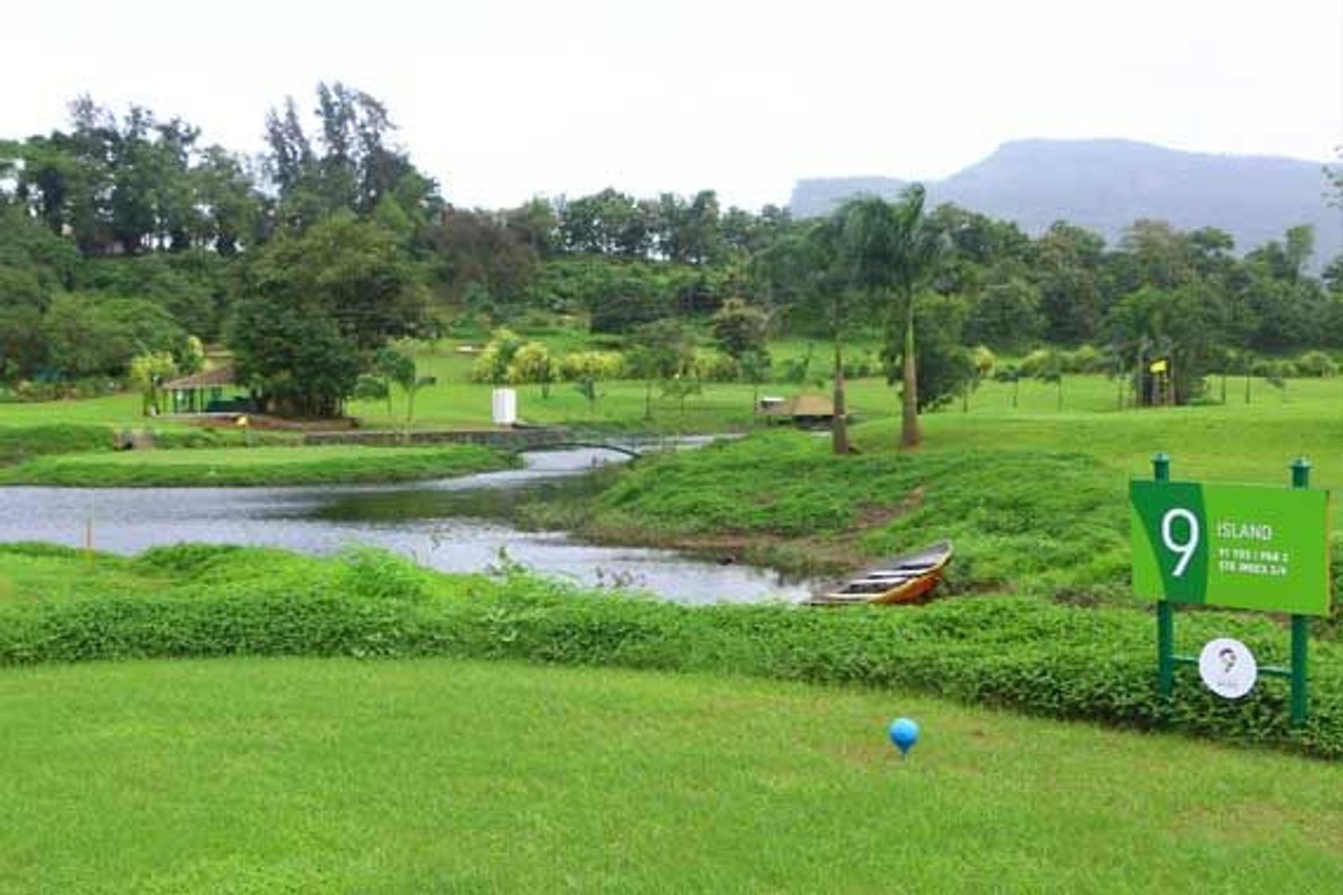 9 Aces Golf Greens