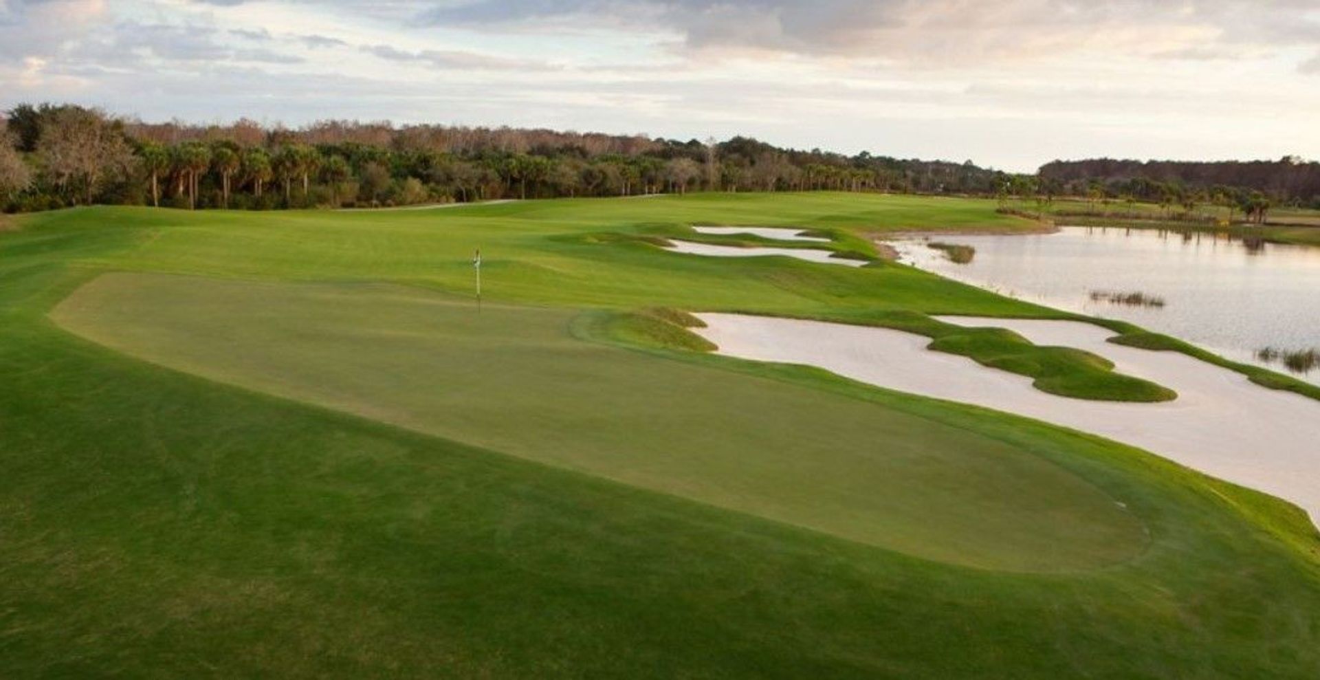 TwinEagles Club (Eagle)