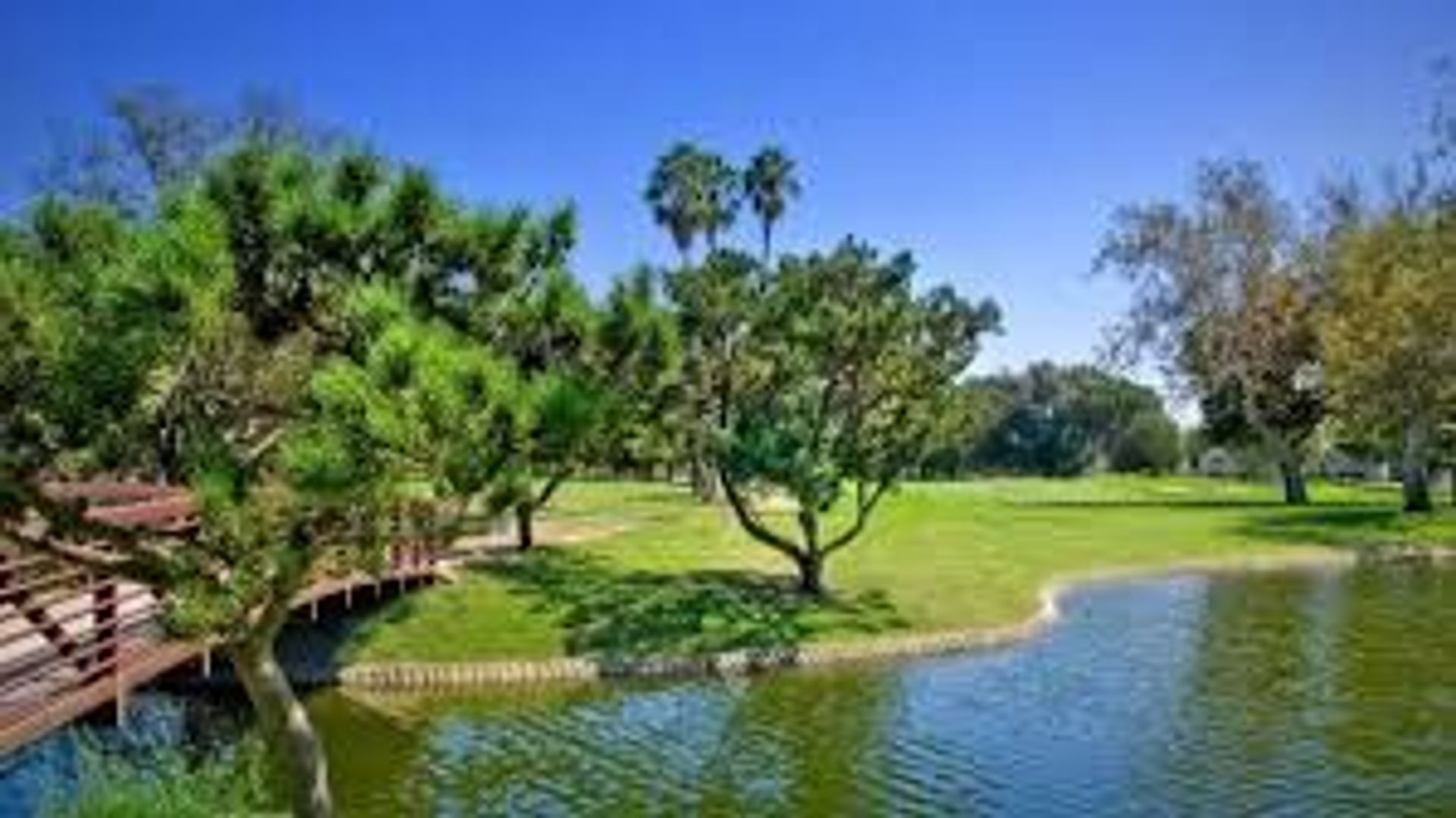 South Gate Golf Course (Par 3)