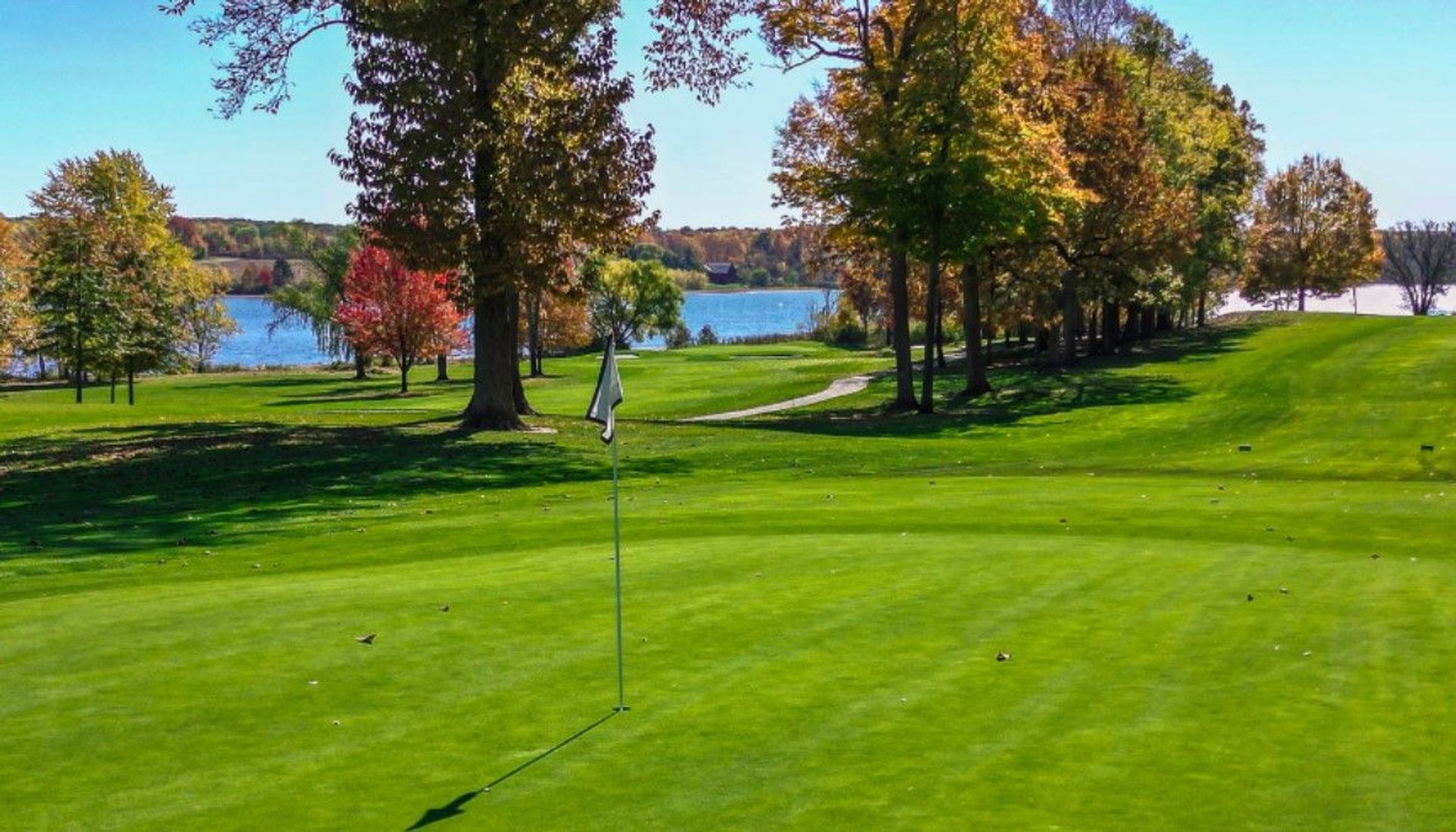 The Lake Club