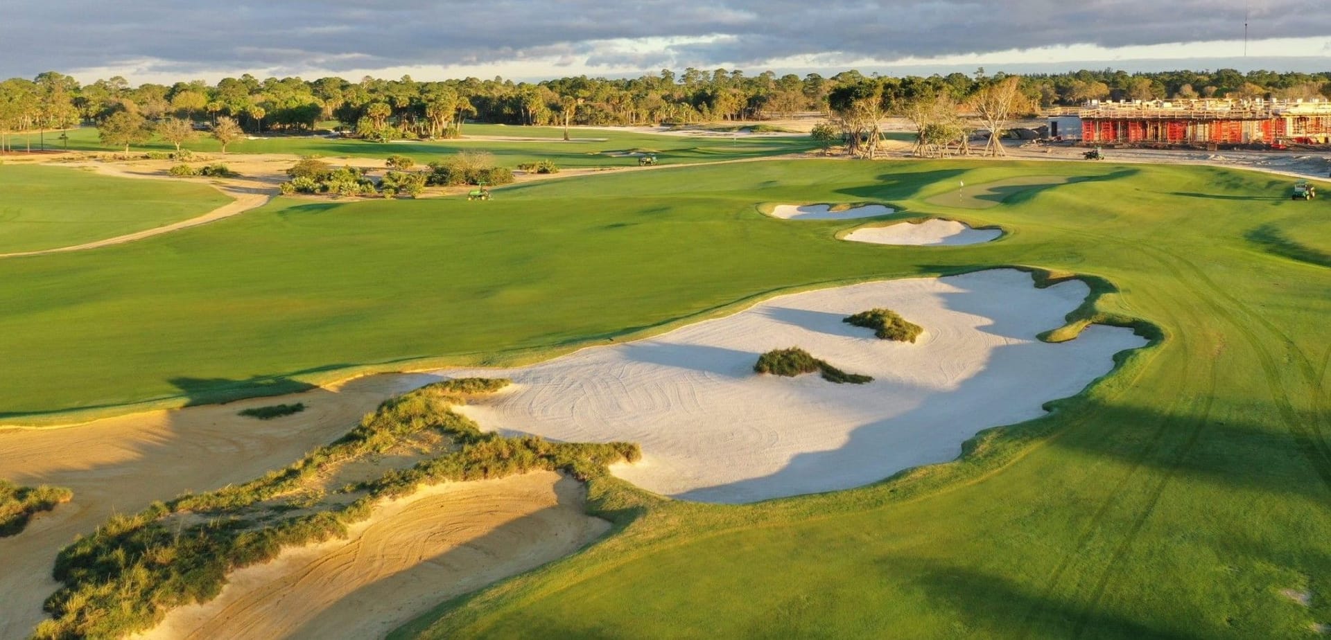 Apogee Club (West)