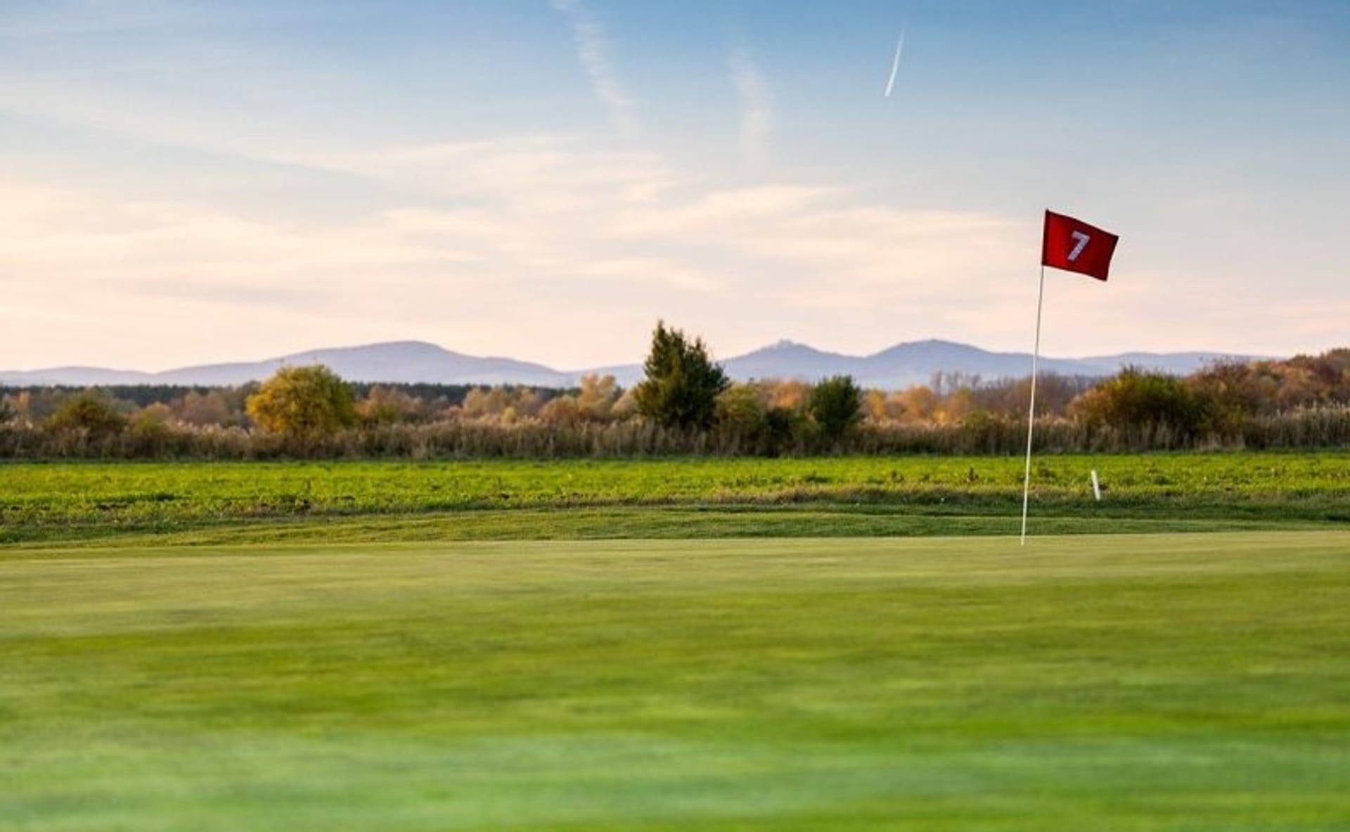 Jezera Golf Resort