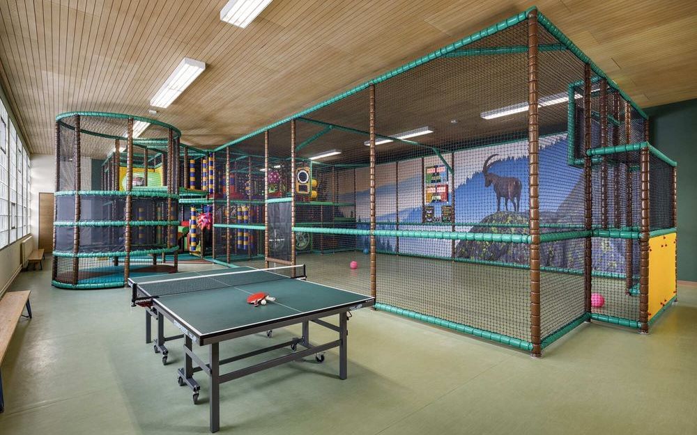 hotel_sport_klosters_capricorn_hotelfotograf.ch_jeronimo_vilaplana_01.jpg