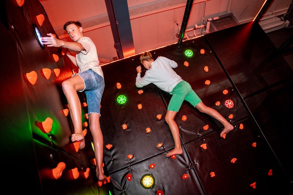 TAG Challenge | Action Course for Adults