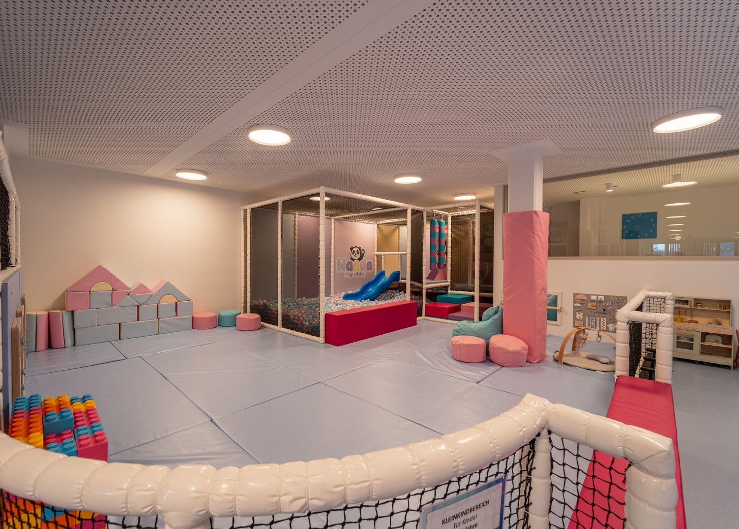 (2)-hps-play-company-wanda-indoorspielplatz.jpg