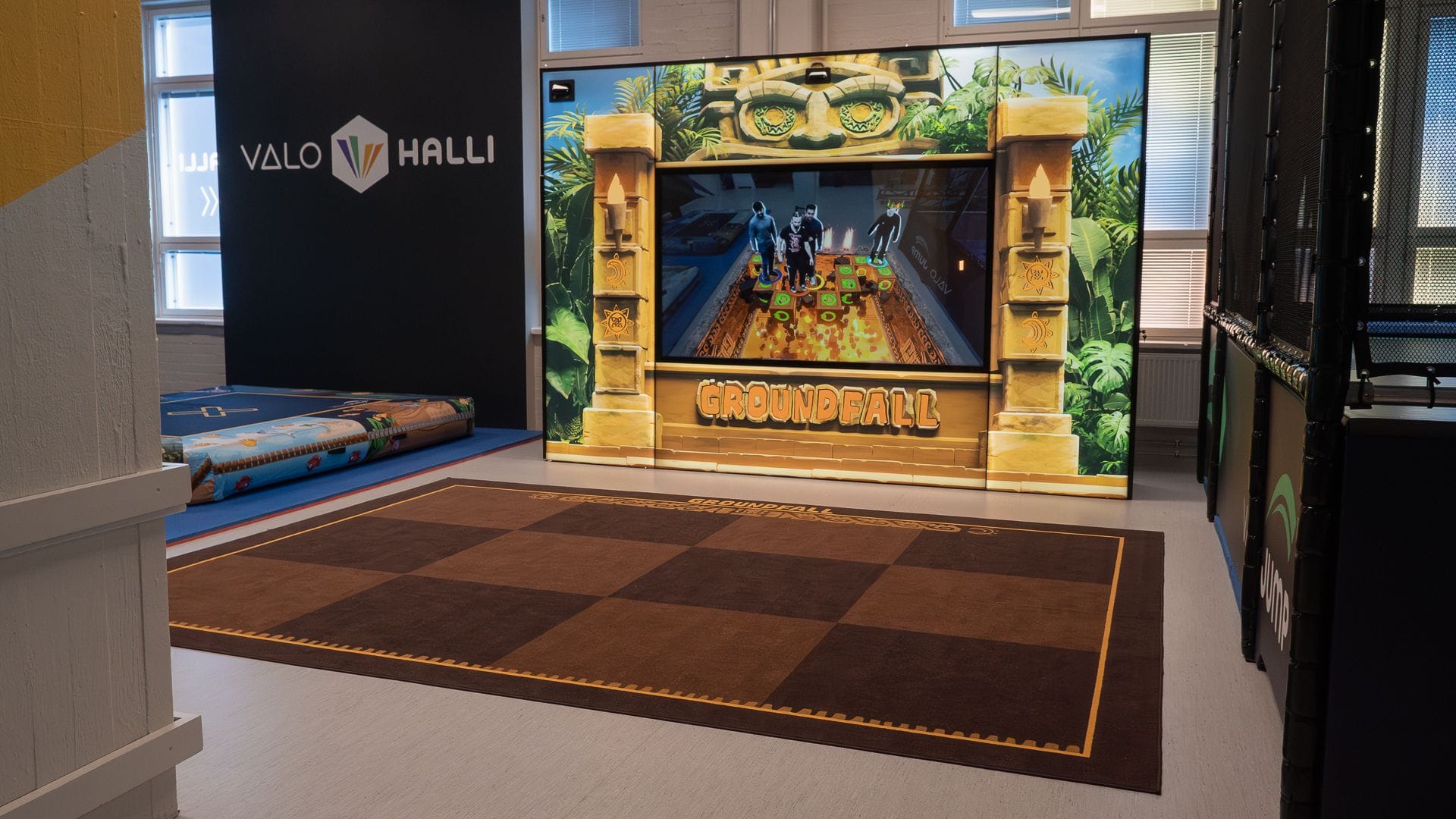 hps-play-company-playlife-valo-groundfall_standalone-game-4.jpg
