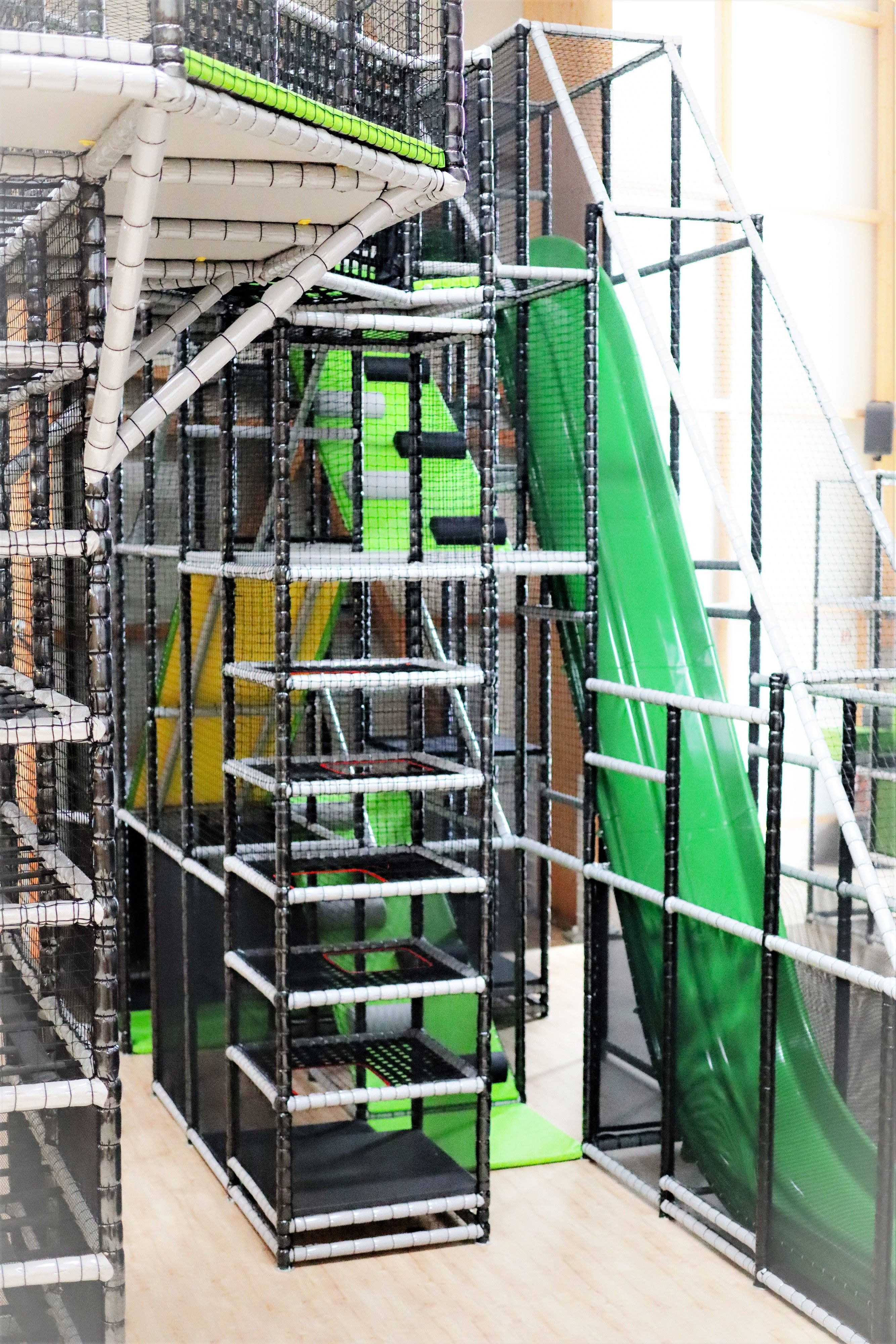 Berolino XL Erwachsenen Indoorspielplatz