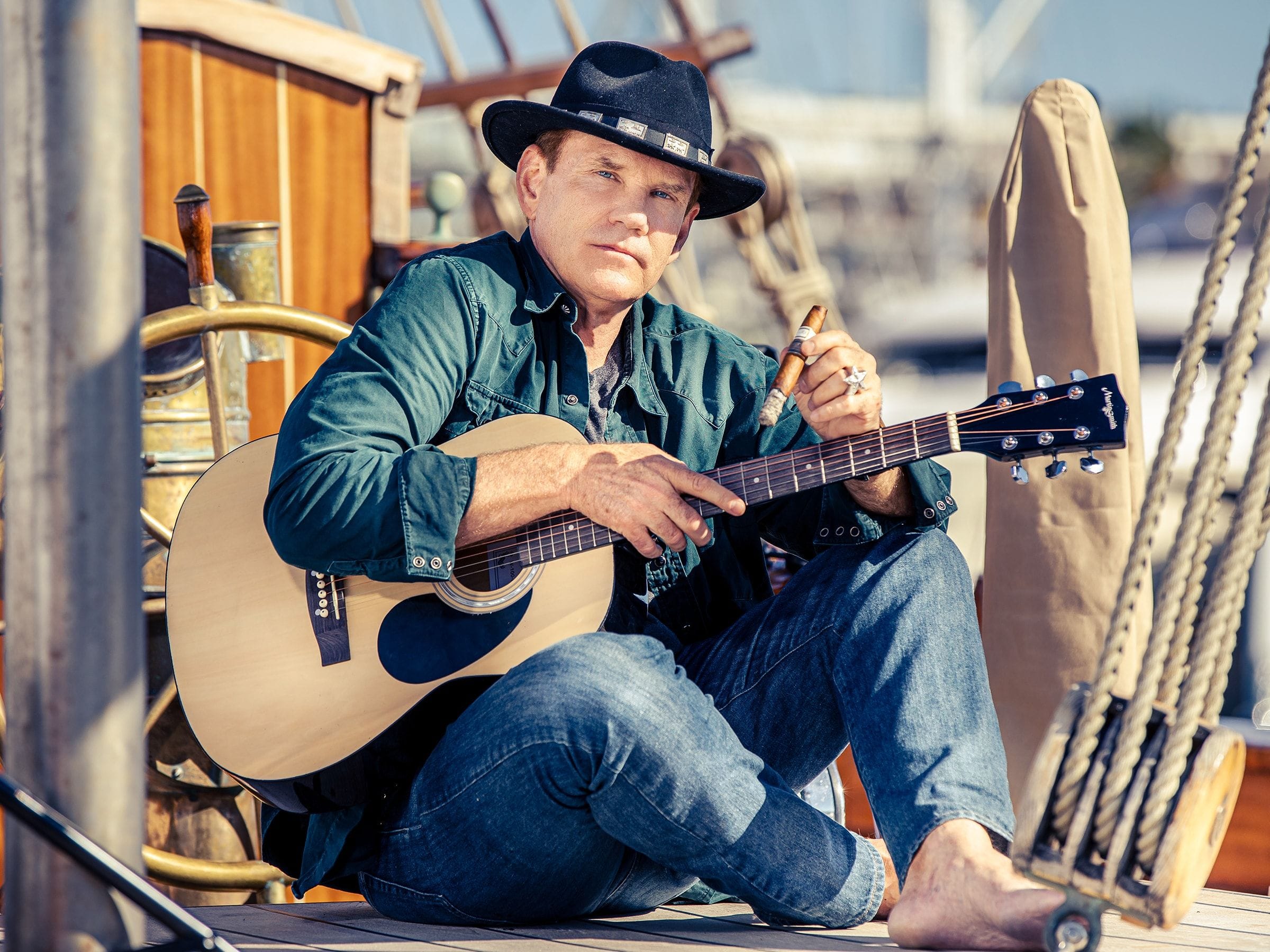 Daniel Marshall / Lifestyle