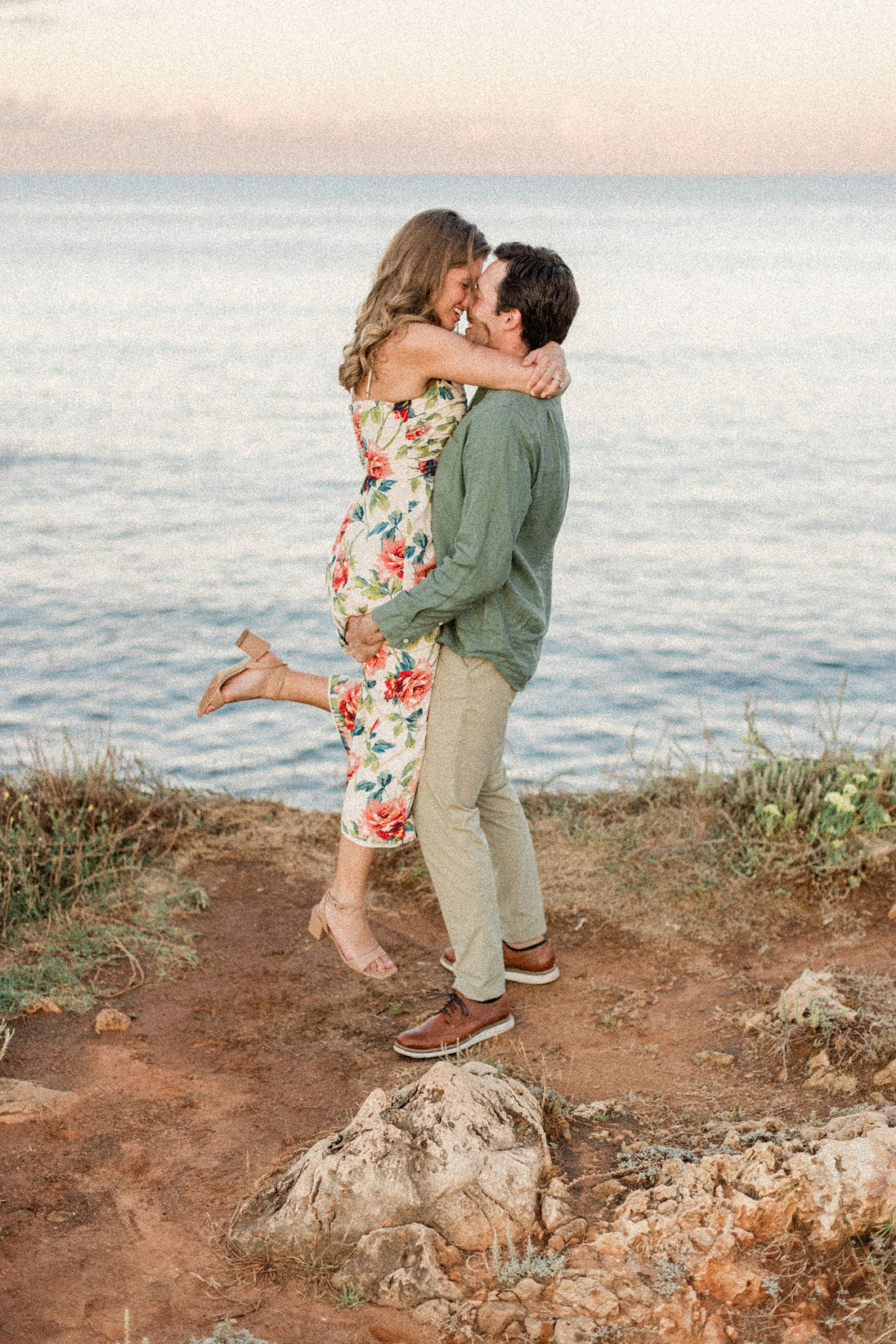 Séance photo de couple de Caitlyn et Will au Cap d'Antibes 24