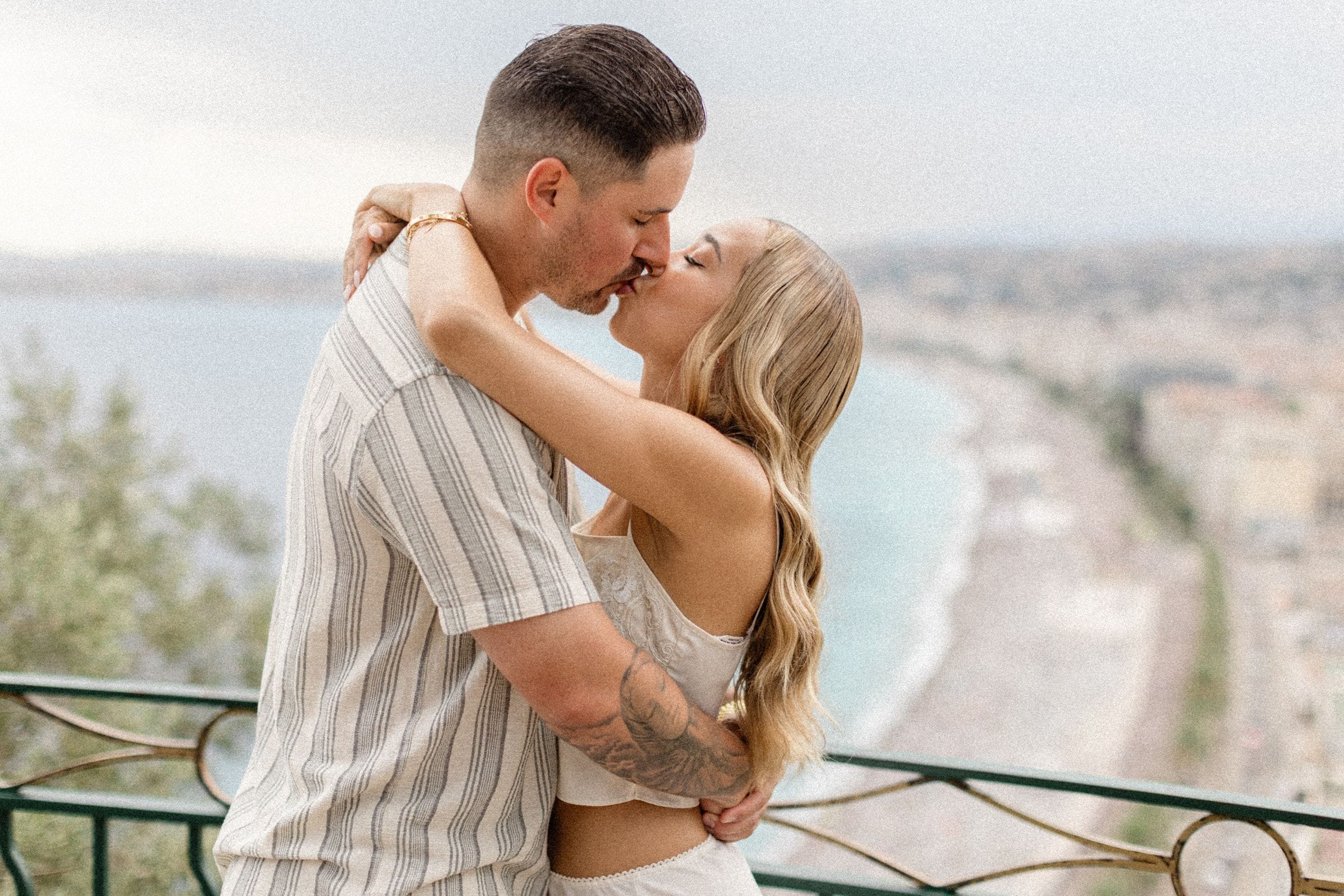 Demande en mariage de Joe et Jasmin sur la Colline du Château Nice 10