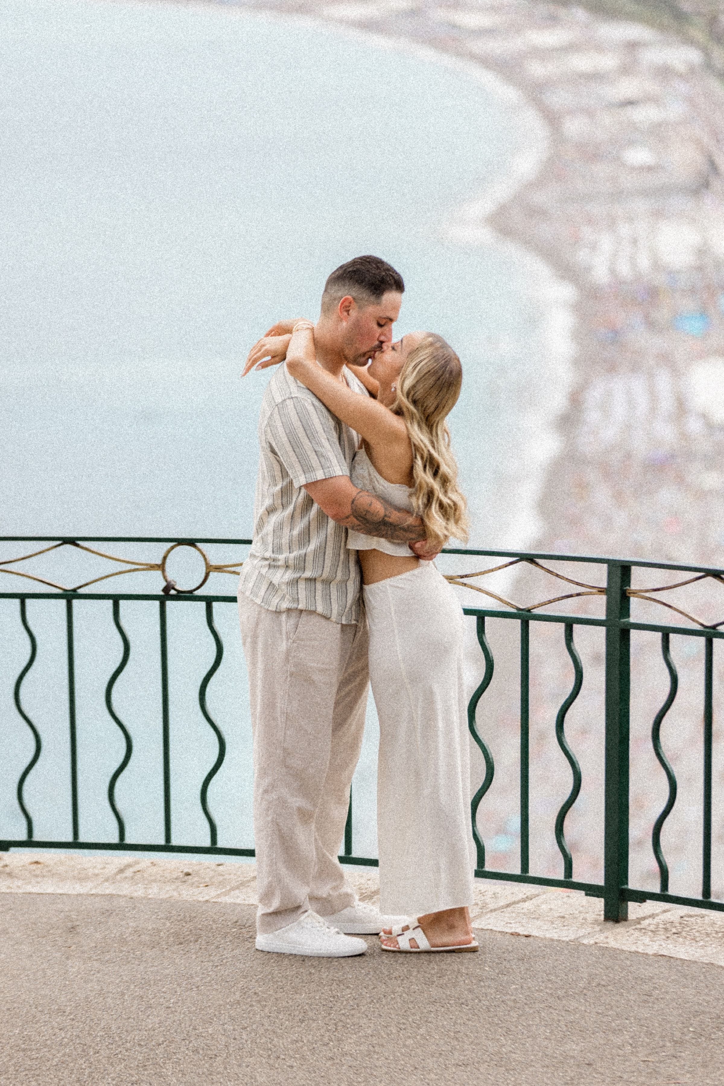 Demande en mariage de Joe et Jasmin sur la Colline du Château Nice 5