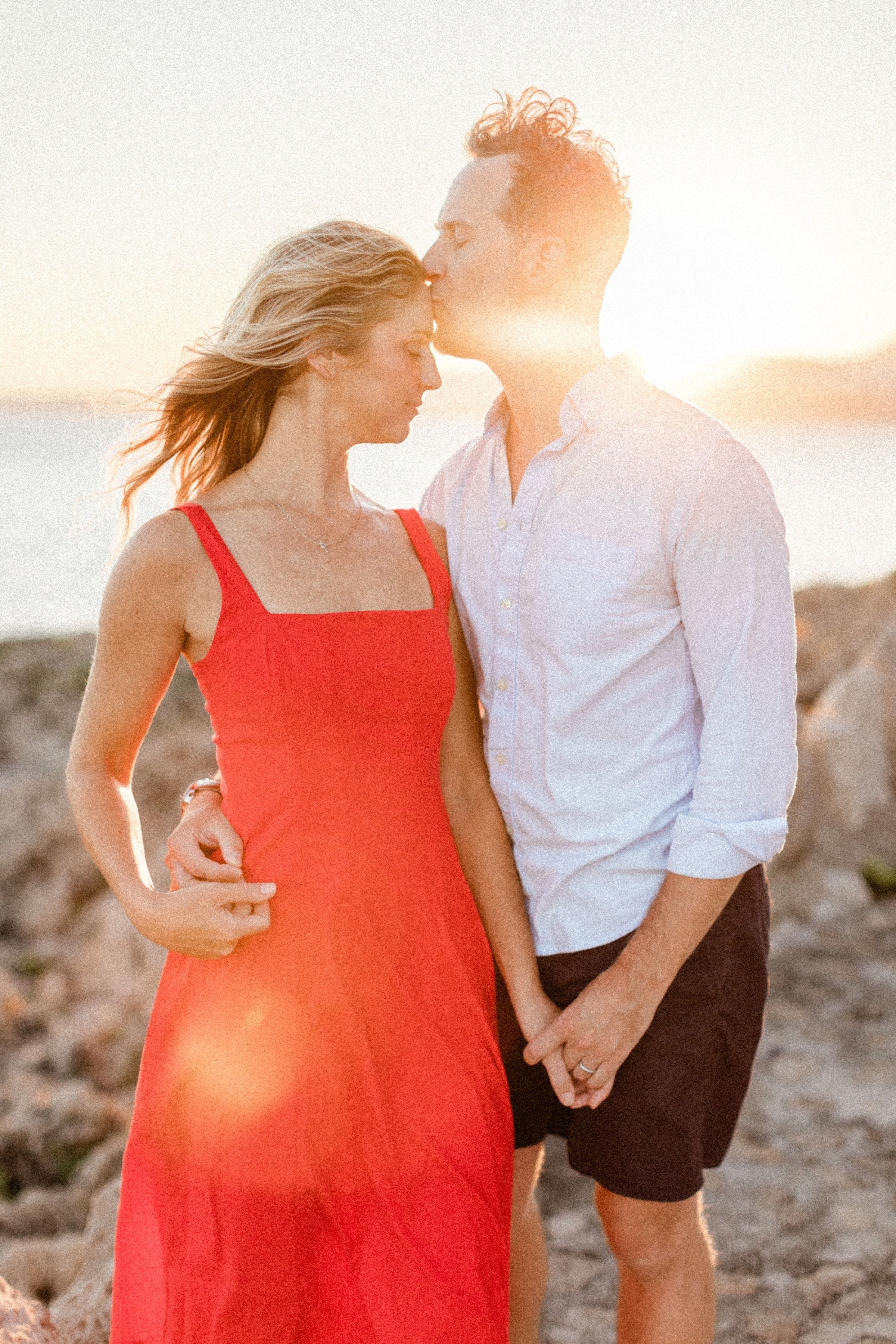 Couple romantique Stéphanie et Matt au coucher du soleil 32