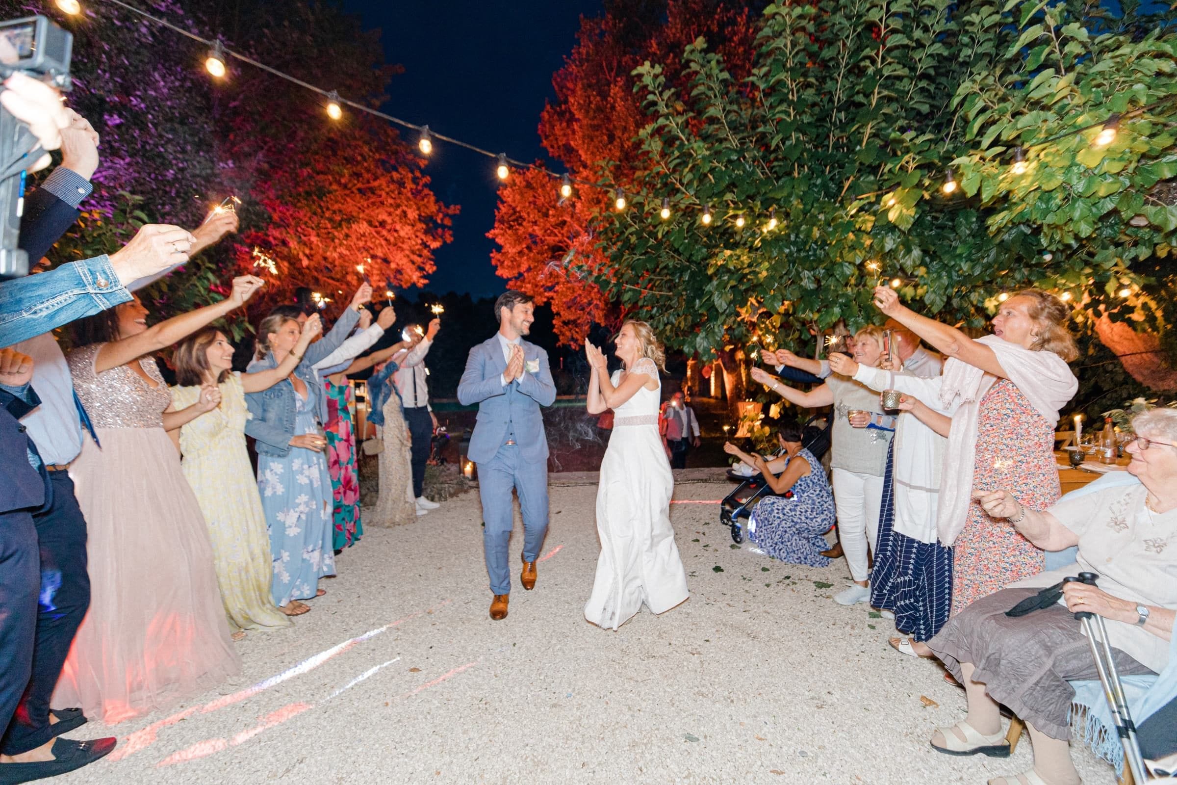 Couple élégant, le mariage de Céline et Jérémy en Provence 10