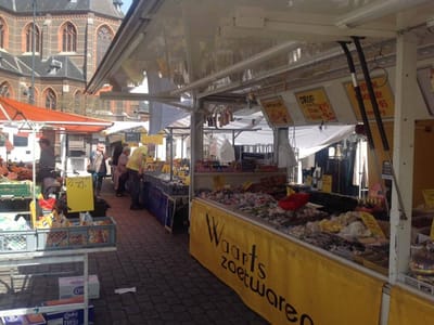 BEZOEK weekmarkt tegelen web