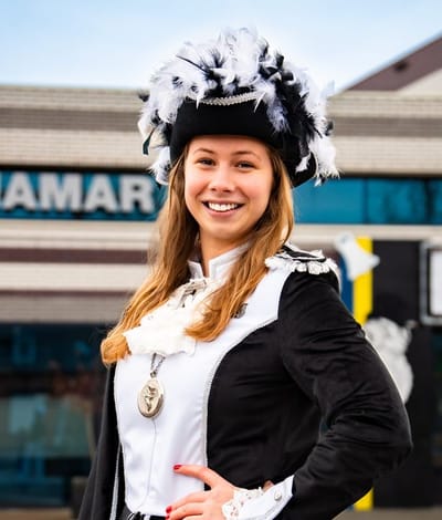 PORTRET Vastelaovend Kaela Peeters WEB Minted Media