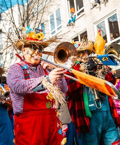 VASTELAOVEND 2024 Groeten Optoch Venlo WEB Minted Media 12