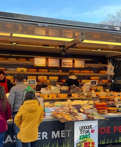 Kaashandel met de rode pet 2 mrt 2023