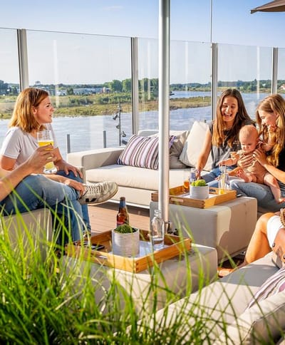 Venlo an der Maas Terrasse Cabillaud Venlo mit Aussicht auf die Maas