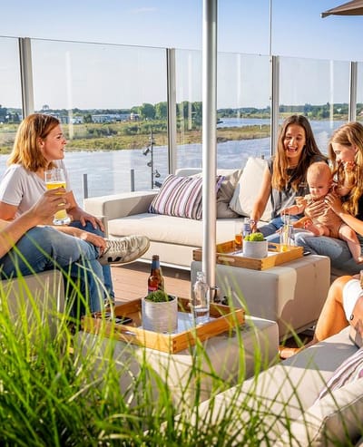 Venlo an der Maas Terrasse Cabillaud Venlo mit Aussicht auf die Maas
