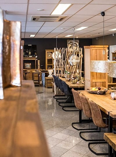 2019 03 VP Teak Outlet 08 jpg