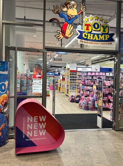 LOCATIE Toy Champ WEB jpg