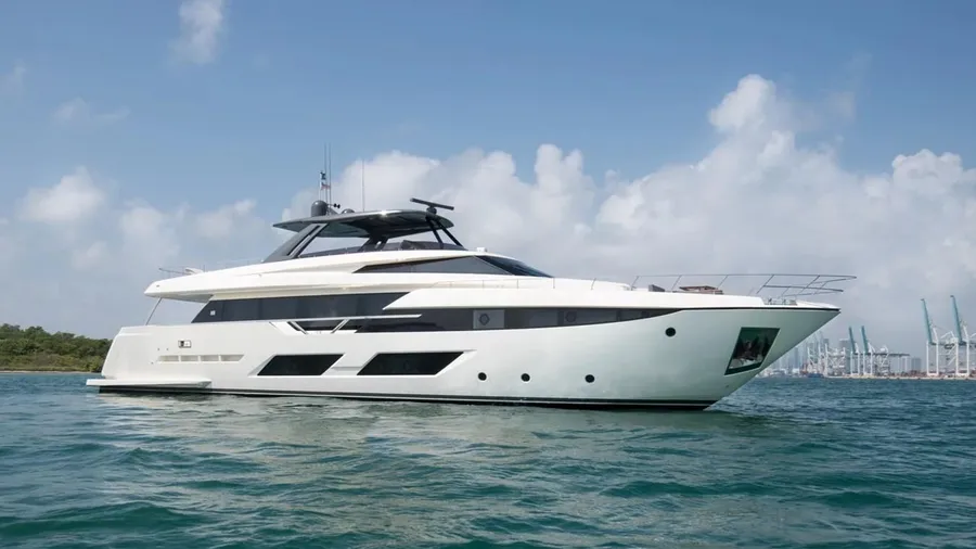 A FERRETTI 010901150082 関税送料込 Ferretti 881 Yachts For Sale - New & Used | YachtBuyer
