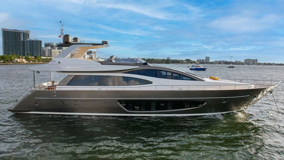 M3 Yacht for Sale - IYC