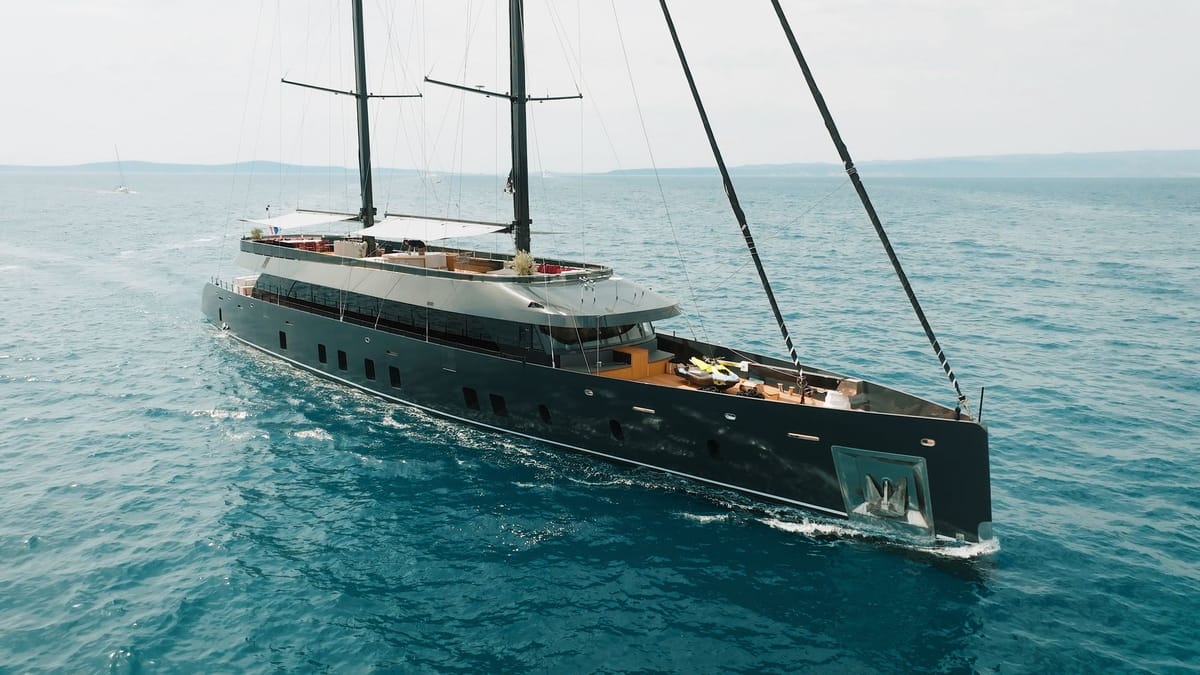 REPOSADO luxury motor yacht