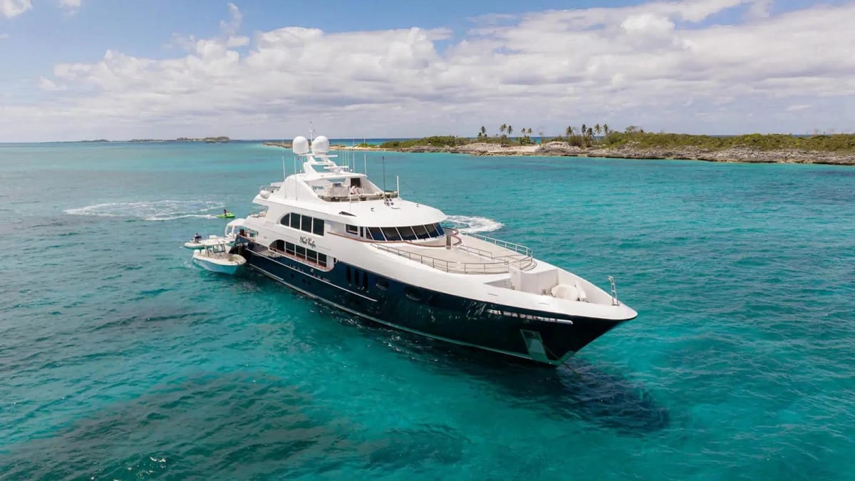 NICOLE EVELYN luxury motor yacht