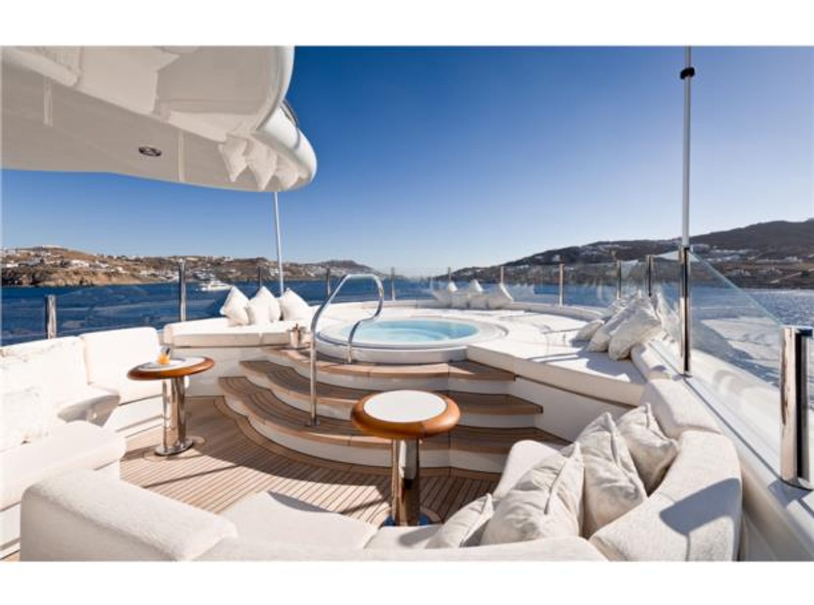 Plvs Vltra-8-gallery