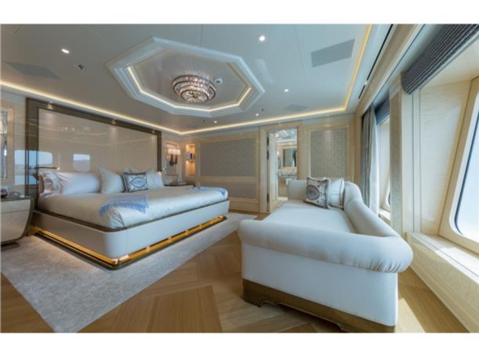 Plvs Vltra-27-gallery