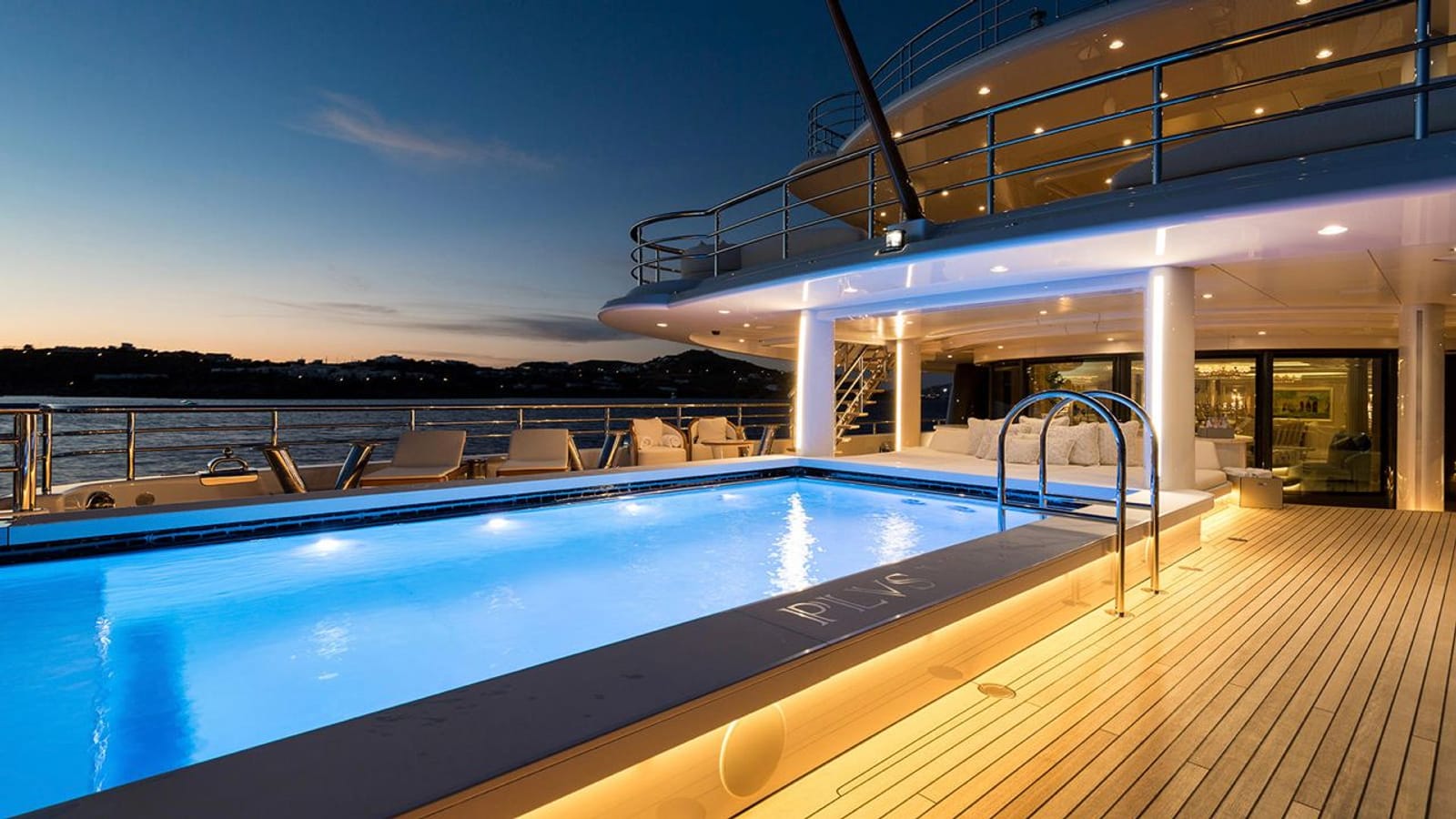 Plvs Vltra-14-gallery