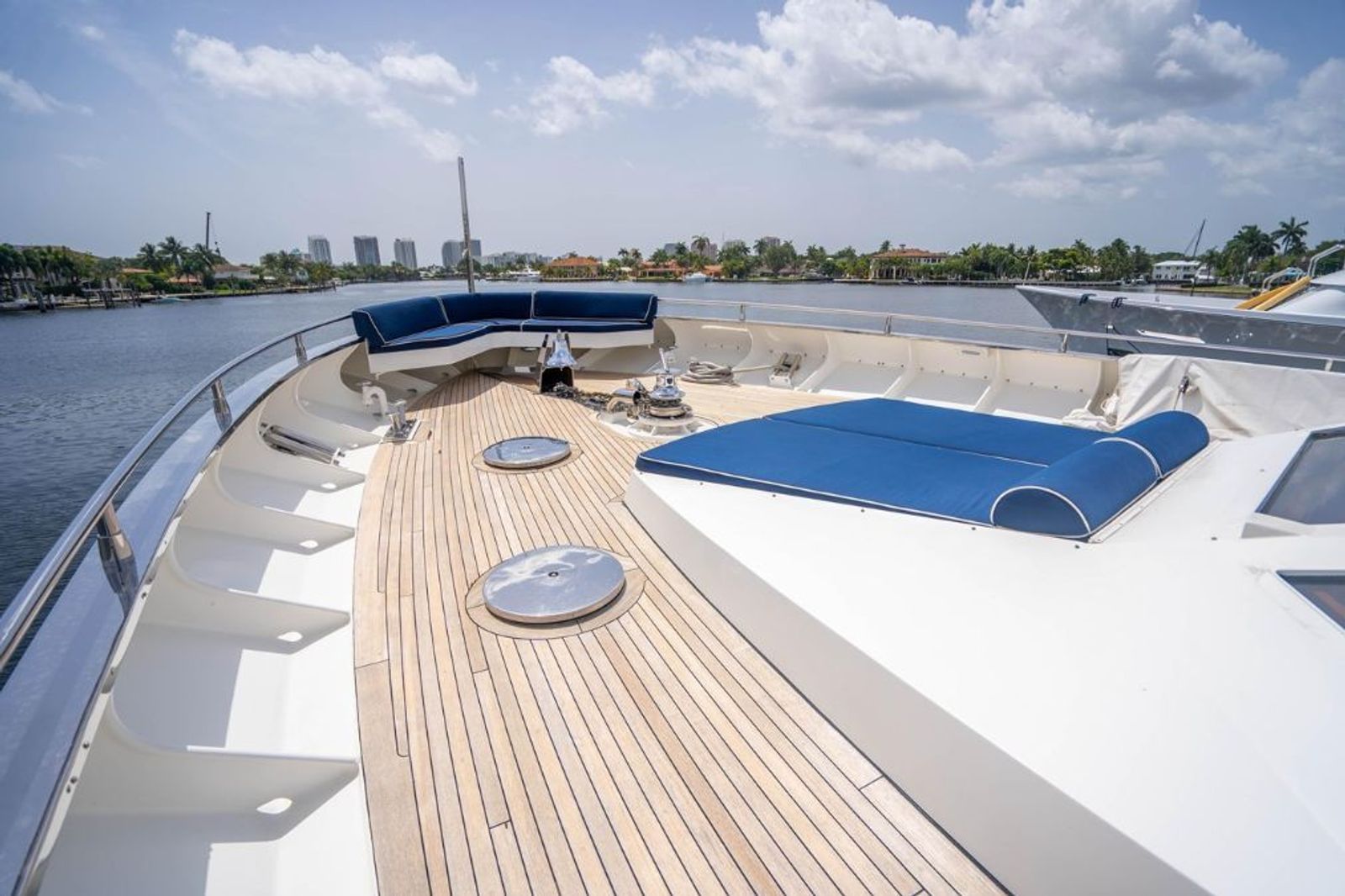 yacht sea class for sale