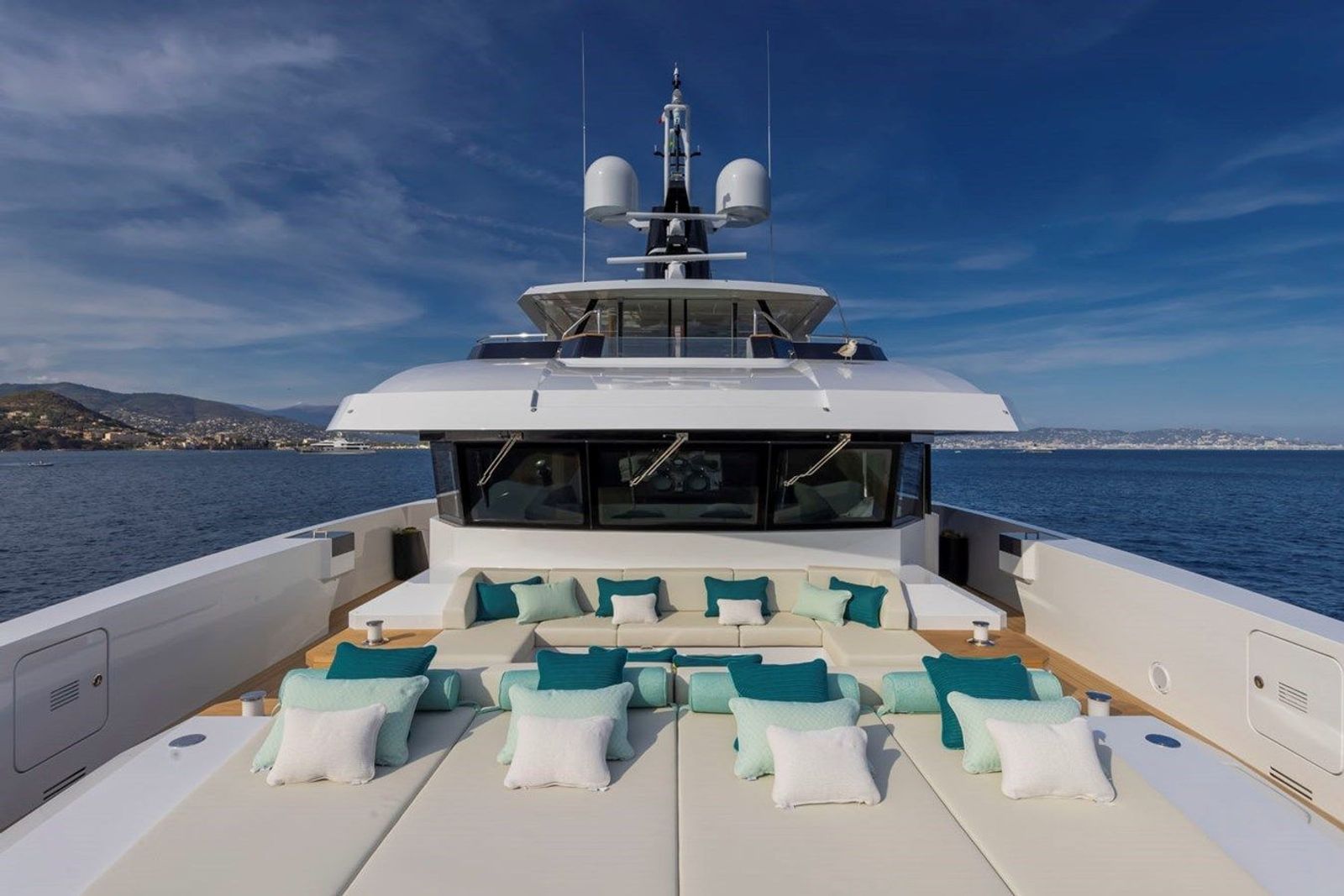 emocean yacht charter