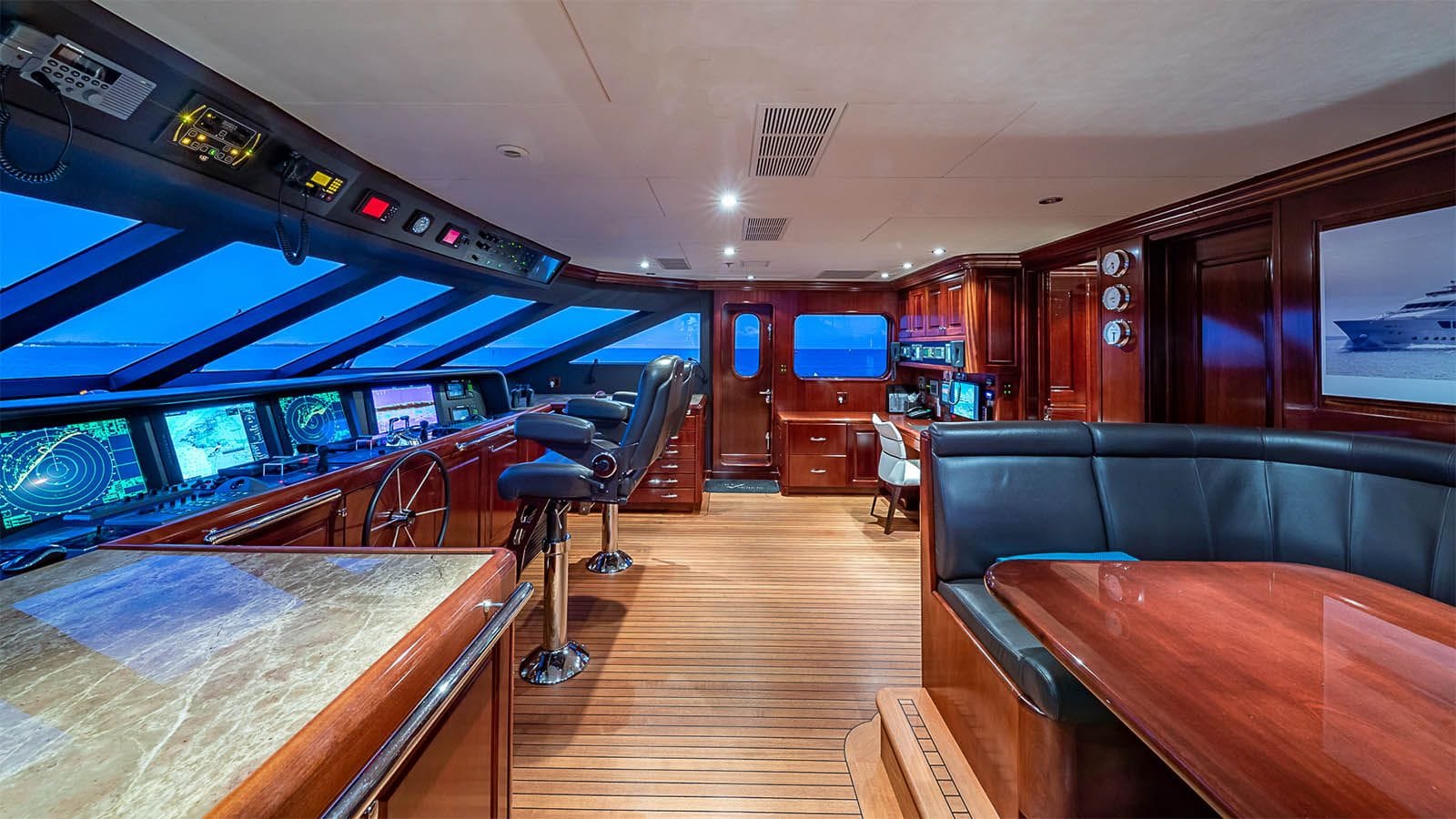 CARTE BLANCHE-40-gallery