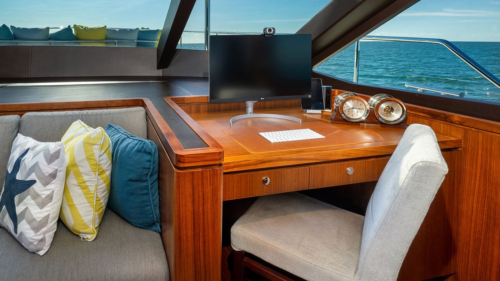 SEA N SEA-30-gallery