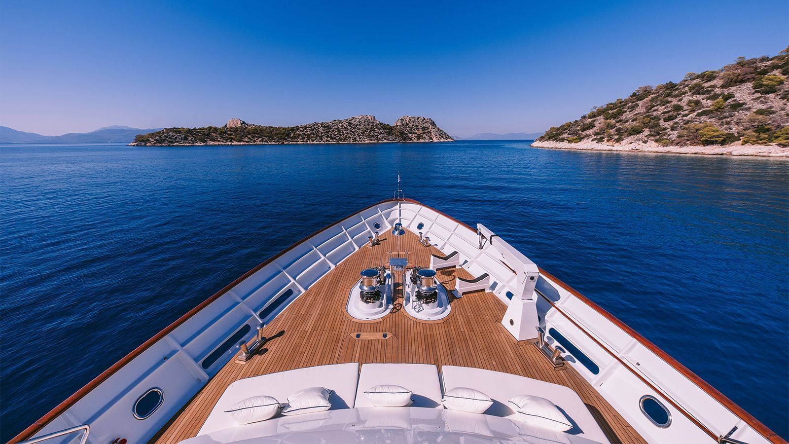 NATALIA V-38-gallery