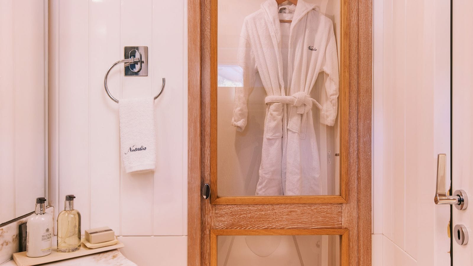 NATALIA V-28-gallery