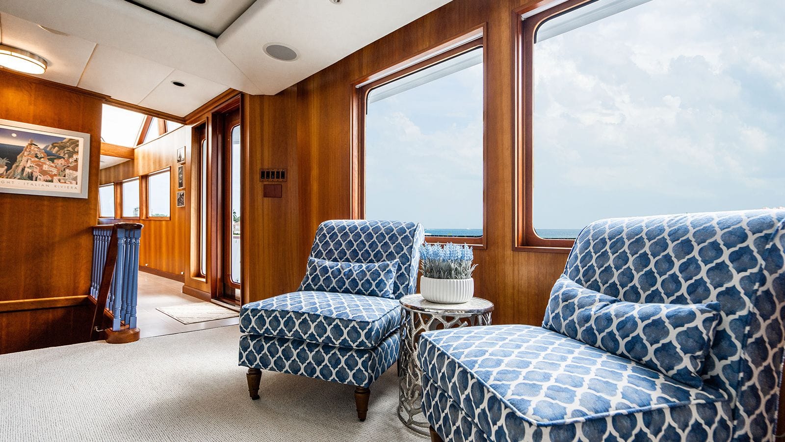 SILVER SEAS -20-gallery